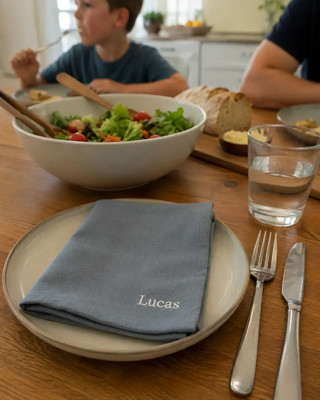 Serviette personnalisée brodée pour un cadeau de maison