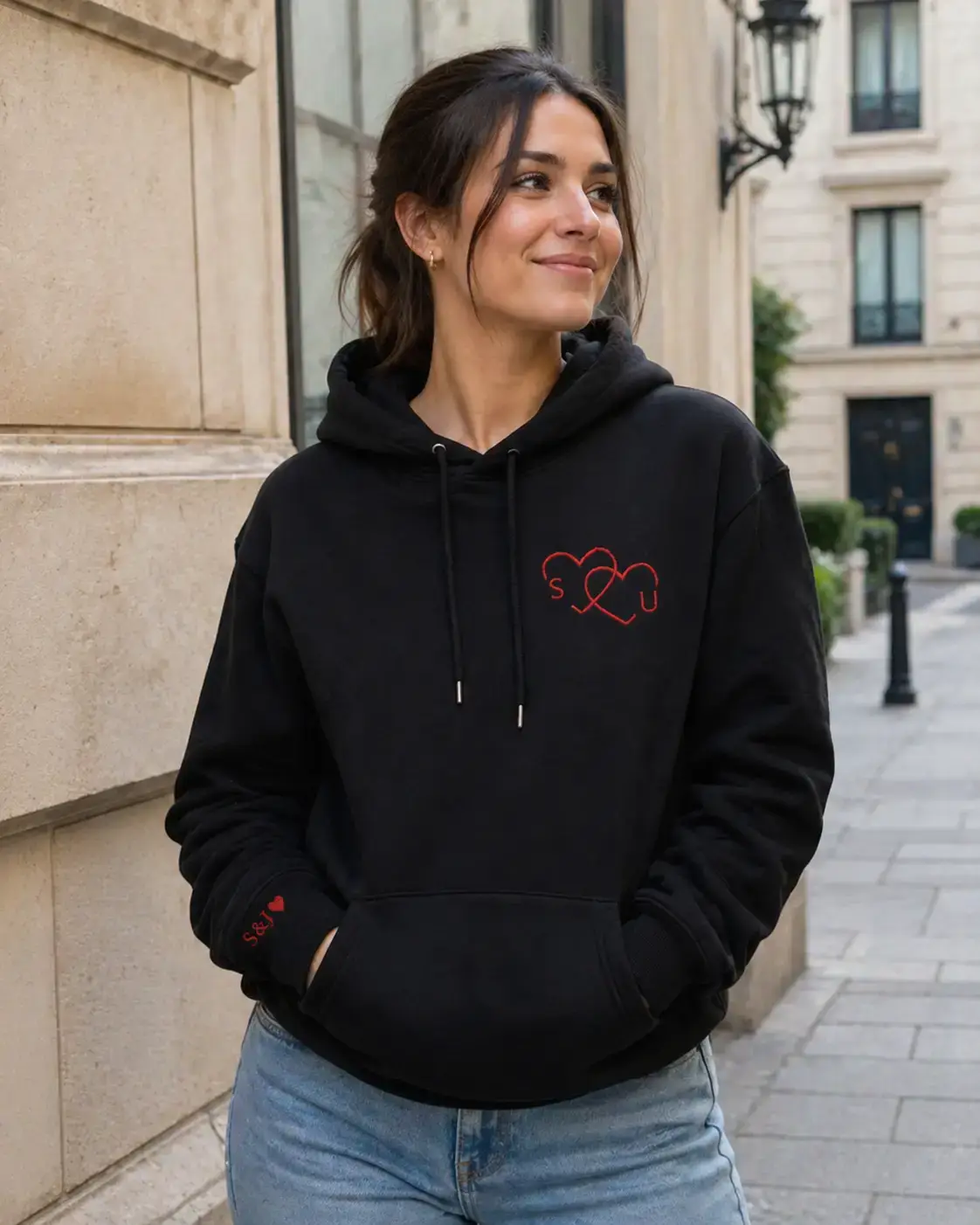Sweat personnalisé avec initiale brodée